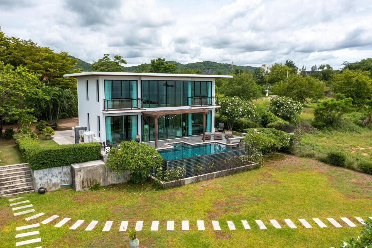 Beachfront Modern 4 Bedroom Pool - Rv Pousada *