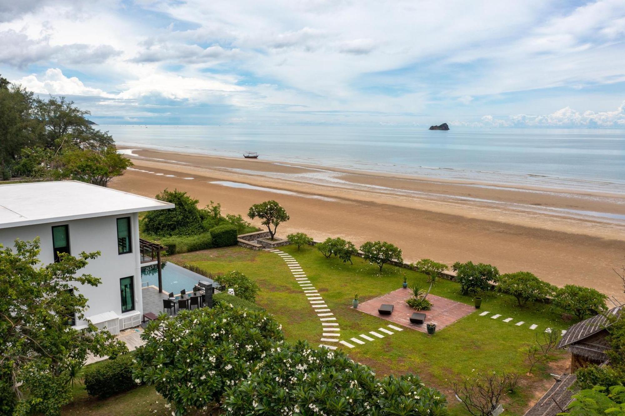 Pousada Beachfront Modern 4 Bedroom Pool - Rv Hua Hin
